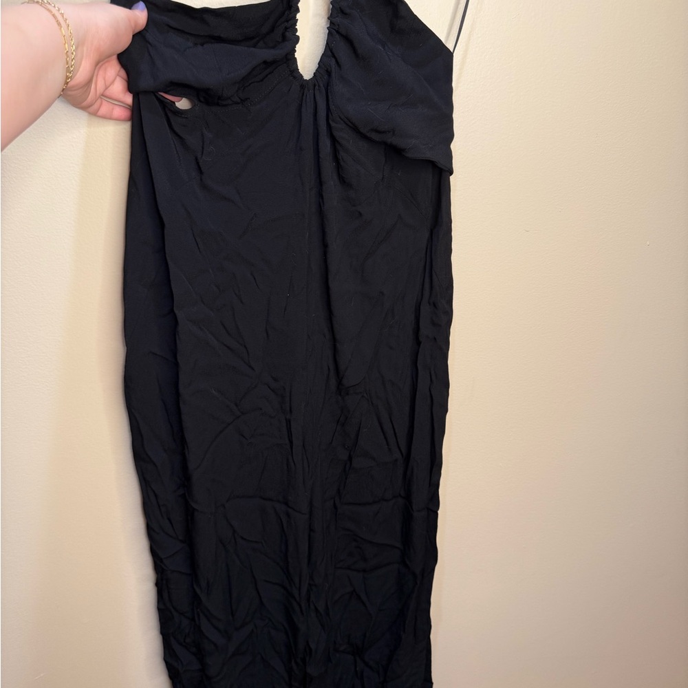 Elegant Black Sleeveless Dress